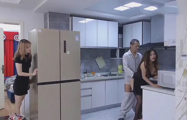 sex doggy Con dâu “thèm” khi thường xuyên thấy cảnh bố mẹ chồng làm tình